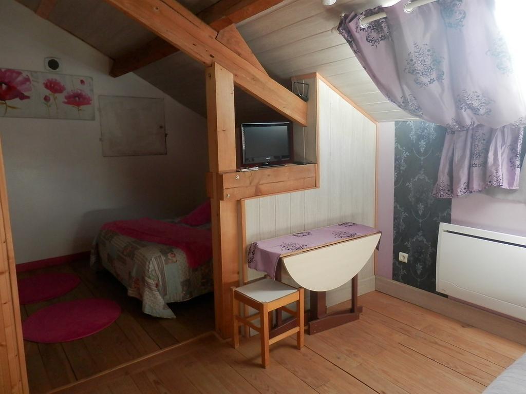 פראי-לה-מוניאל Chambres D'Hotes Roseland מראה חיצוני תמונה