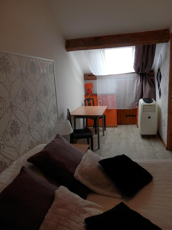 פראי-לה-מוניאל Chambres D'Hotes Roseland מראה חיצוני תמונה